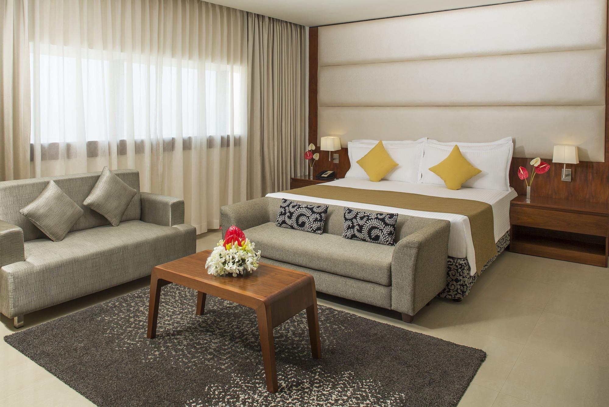 เดอะ ราวิซ คาลิกูต Hotel โคชิโคด ภายนอก รูปภาพ