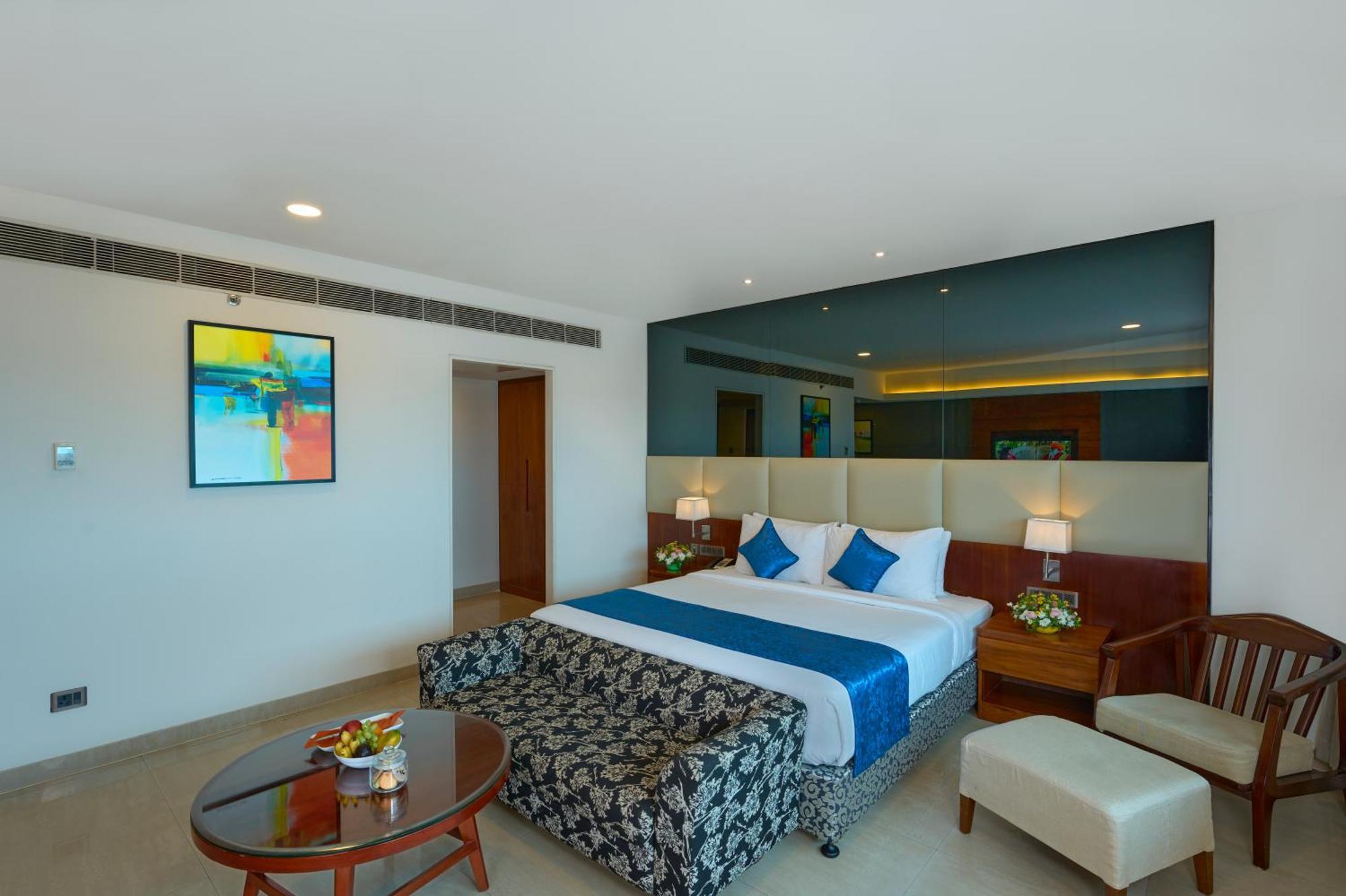 เดอะ ราวิซ คาลิกูต Hotel โคชิโคด ภายนอก รูปภาพ