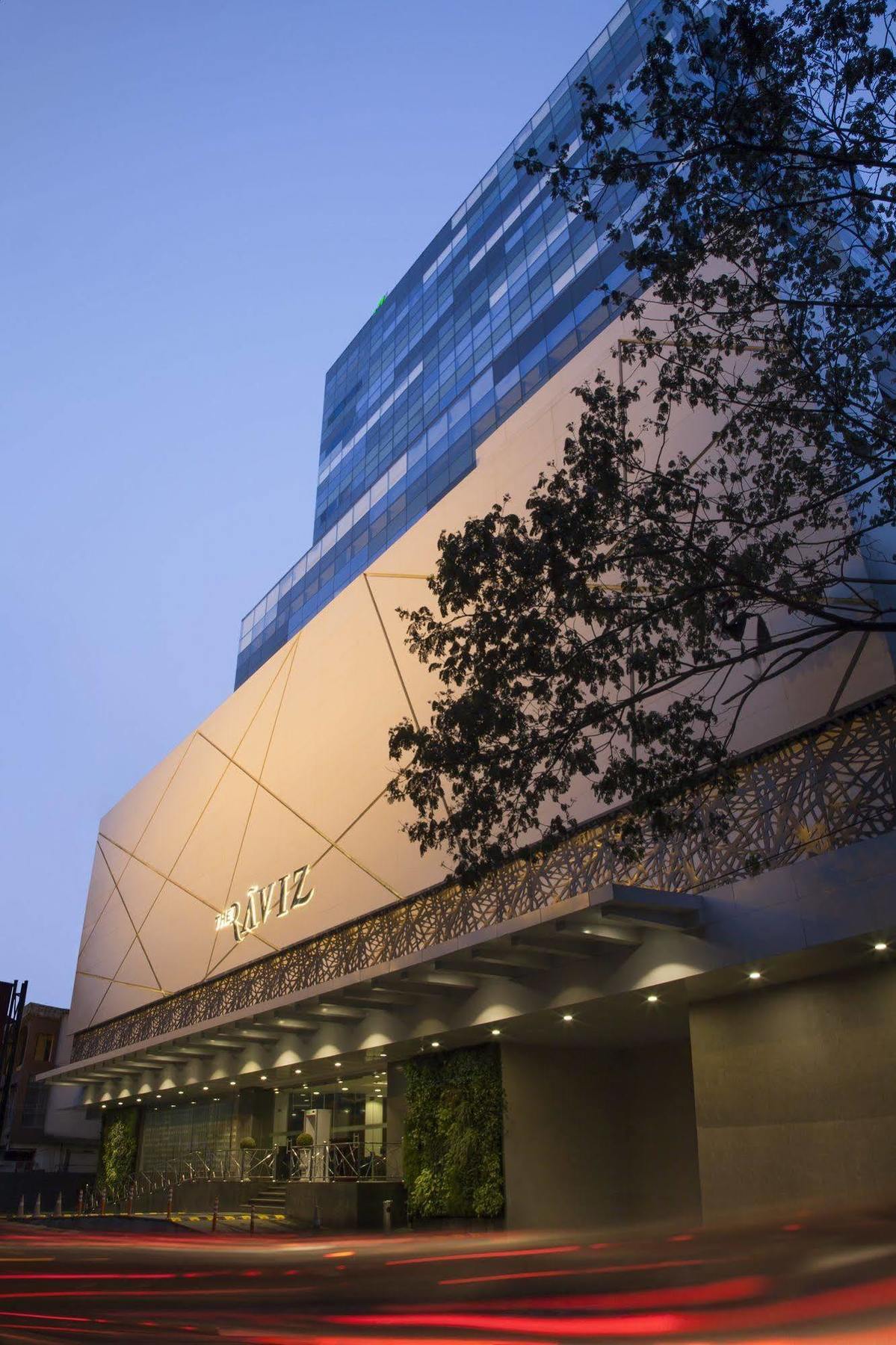 เดอะ ราวิซ คาลิกูต Hotel โคชิโคด ภายนอก รูปภาพ